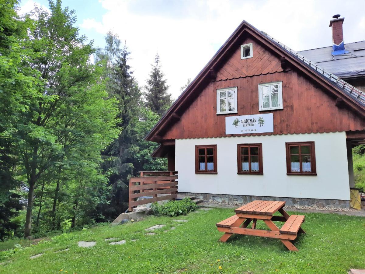 Apartman Mezi Stromy Рокицани Экстерьер фото